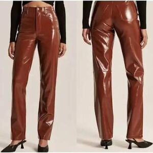 Abercrombie & Fitch 90s Straight Ultra High Rise Size 26 Faux Leather Pant Brown
